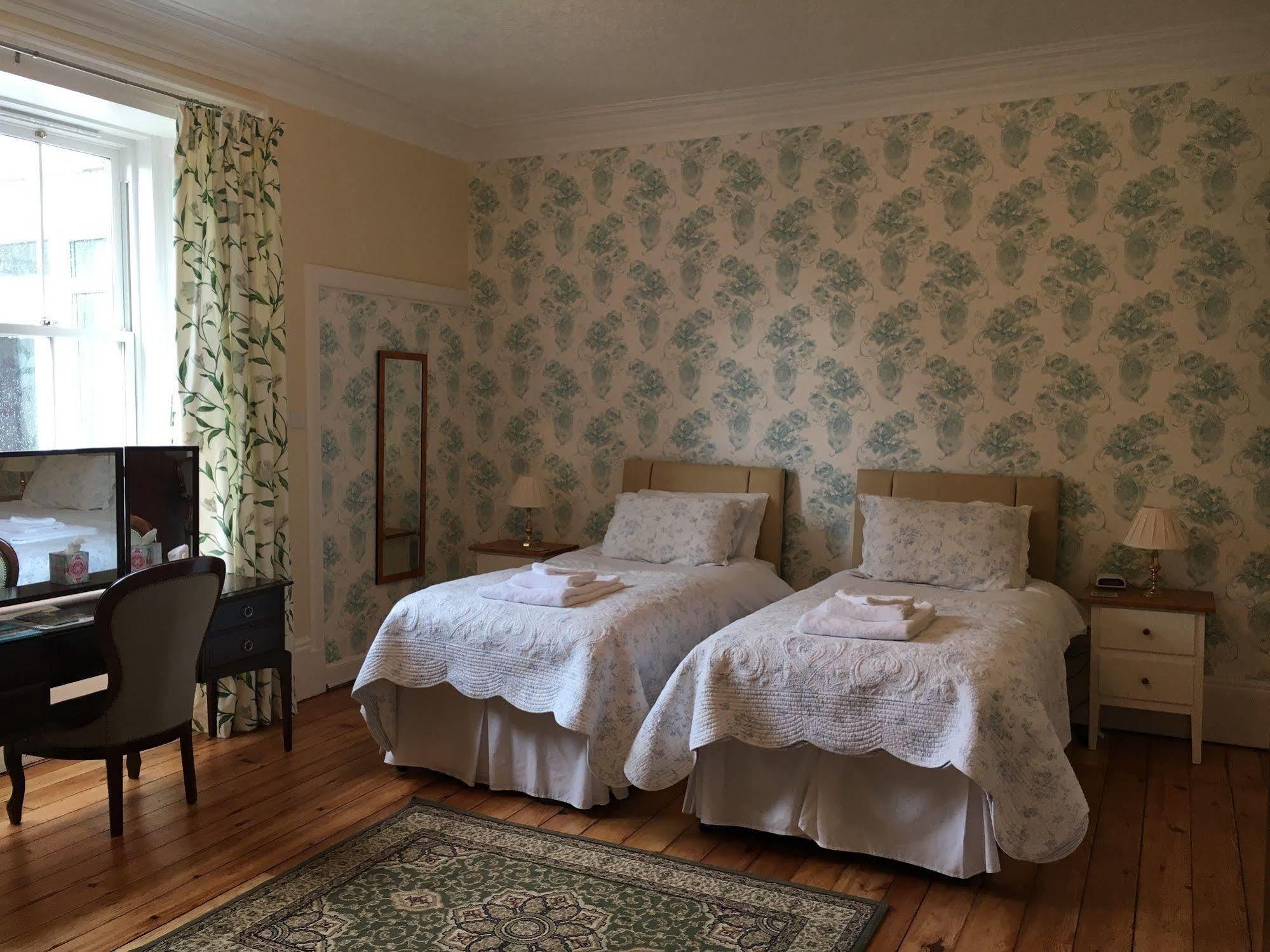 نايرن Cawdor House B&B المظهر الخارجي الصورة